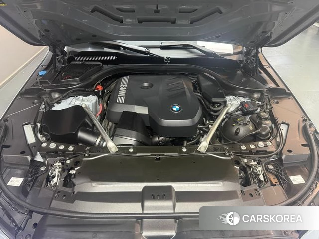 BMW 5 Series (G60) id 3805571 из Кореи 16