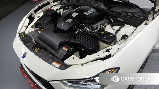 Maserati Ghibli id 3499917 из Кореи 16