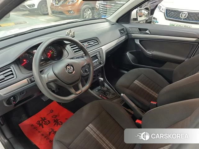 Volkswagen Lavida 2023 Белый из Китая, фото 6