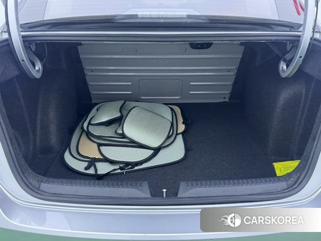 Volkswagen Santana id 4272961 из Китая 10