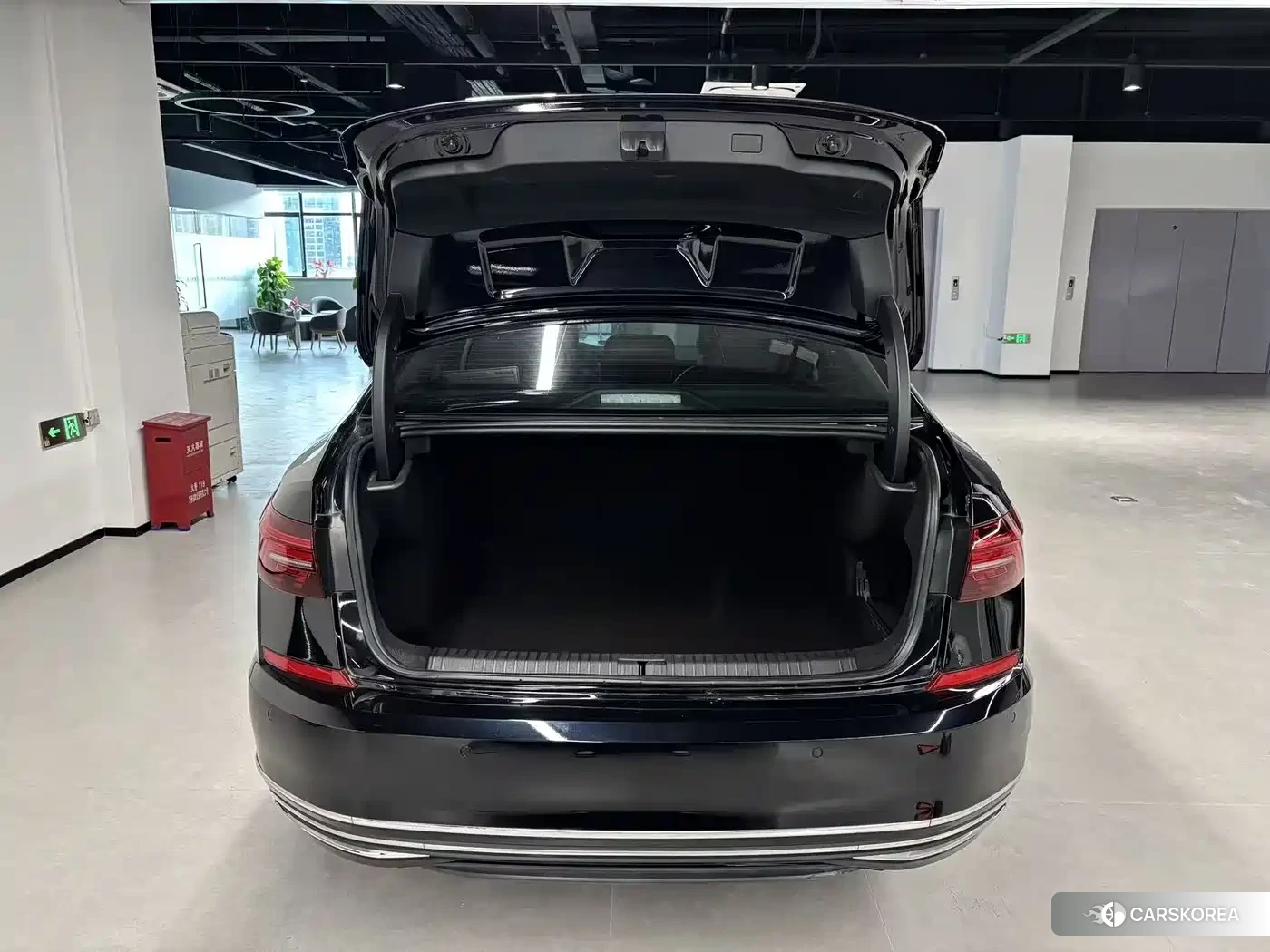 Volkswagen Passat id 4538619 из Китая 16