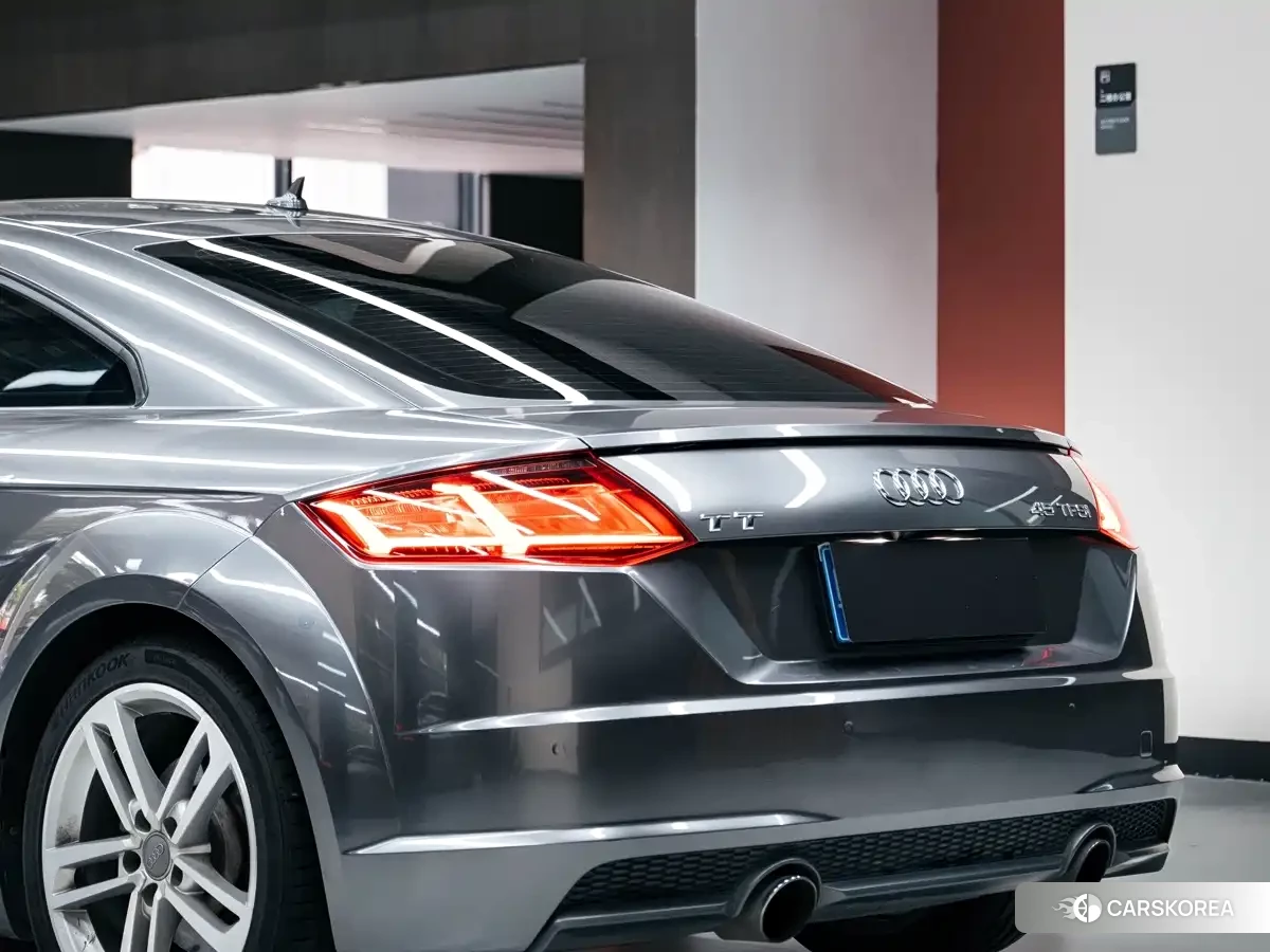 Audi TT id 4655032 из Китая 17
