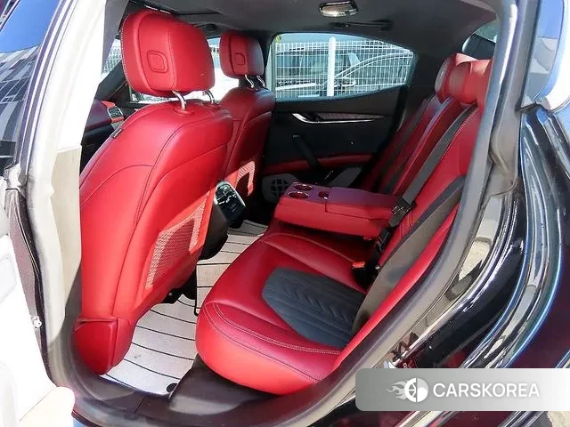 Maserati Ghibli id 3344863 из Кореи 16