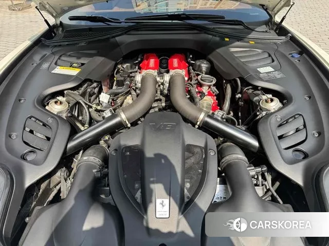 Ferrari GTC4 Russo id 3214893 из Кореи 16