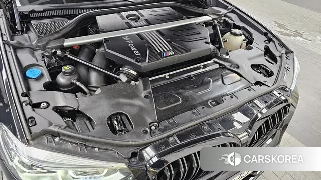 BMW X4M (G02) id 2895752 из Кореи 16