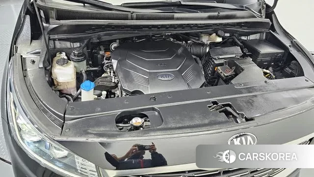 Kia The New Carnival id 3444688 из Кореи 16