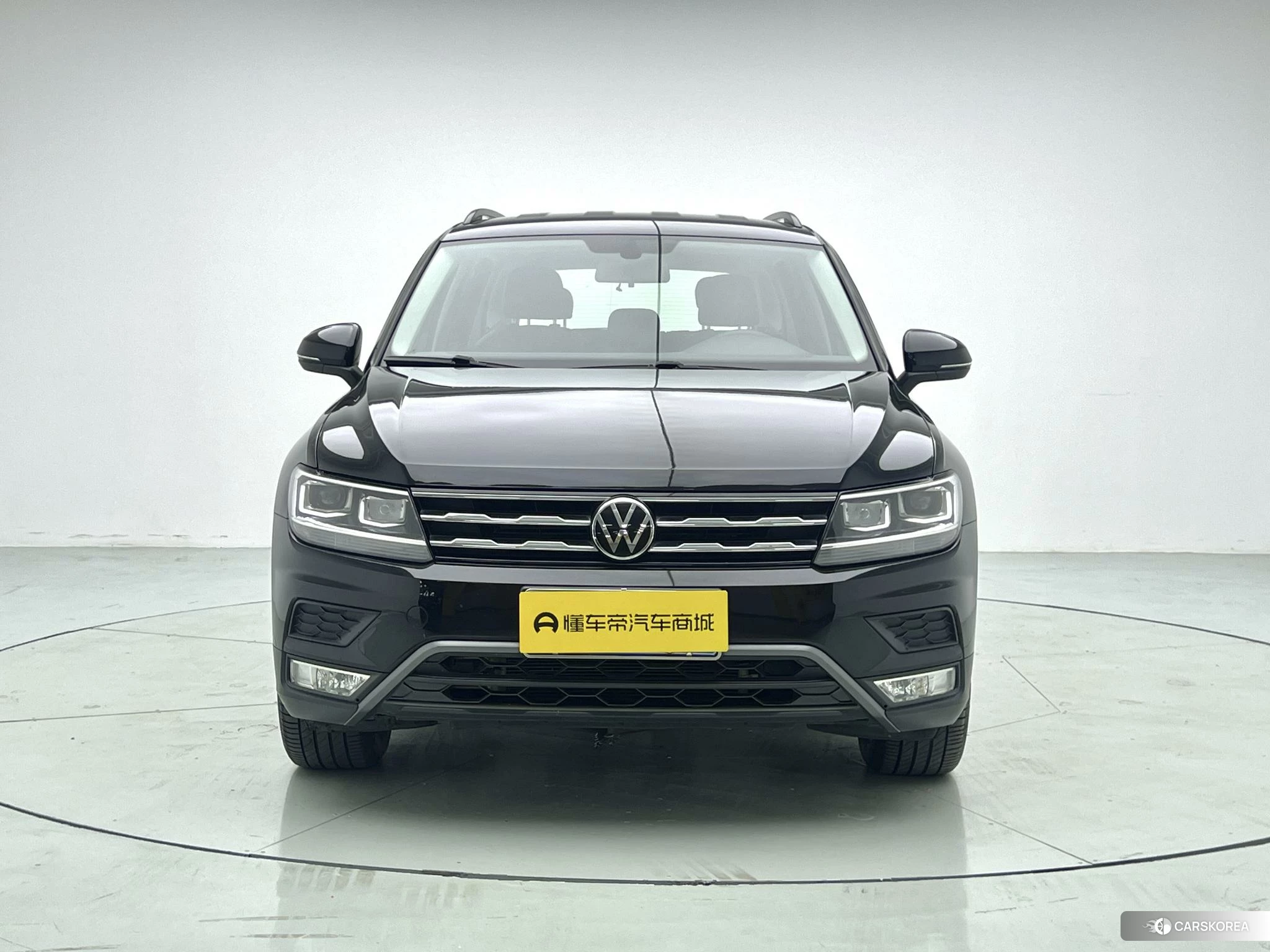 Volkswagen Tiguan L id 4498975 из Китая 16