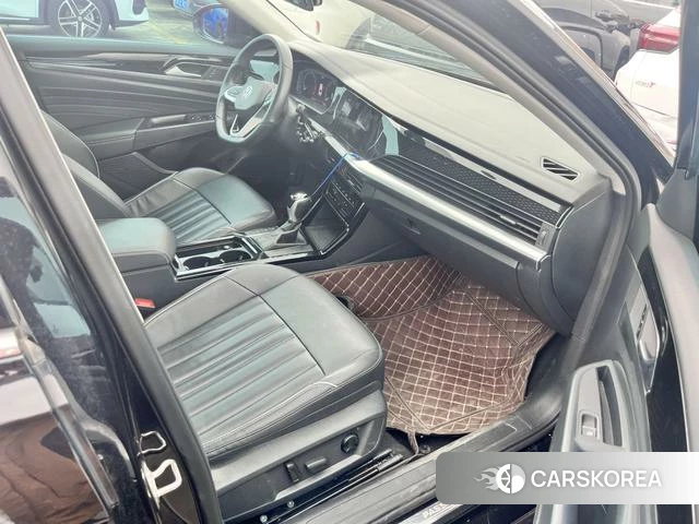 Volkswagen Passat id 4306946 из Китая 11