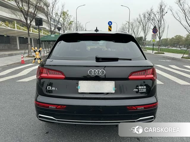 Audi Q5L id 4277959 из Китая 20