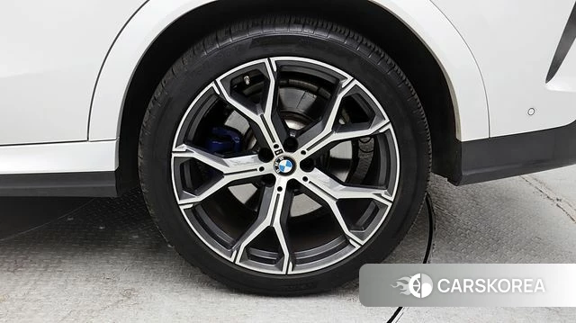 BMW X6 (G06) id 3865980 из Кореи 16