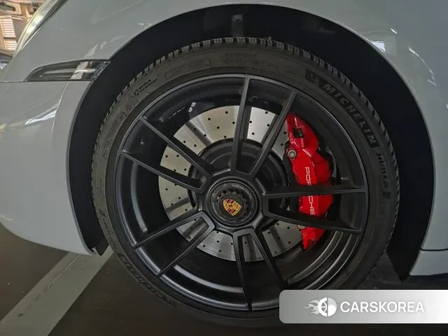 Porsche 911(992) 2024 Серебристо-серый из Кореи, фото 6