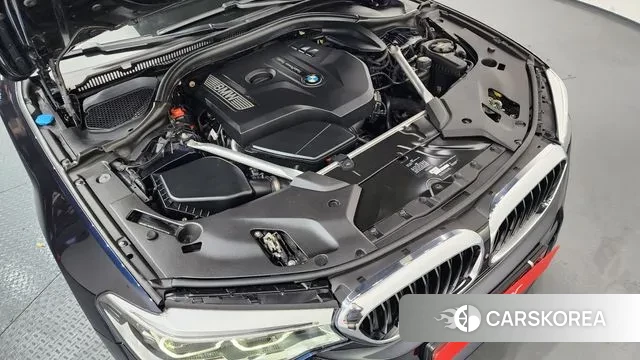 BMW 5 Series (G30) id 3641437 из Кореи 16