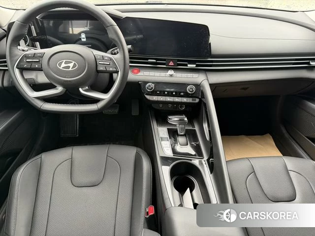 Hyundai Elantra 2024 Белый из Китая, фото 6