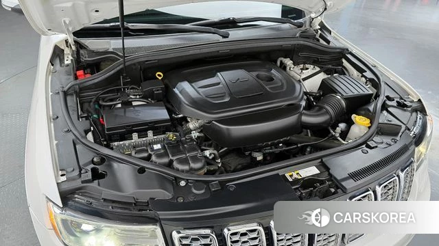 Jeep Grand Cherokee id 3924218 из Кореи 16