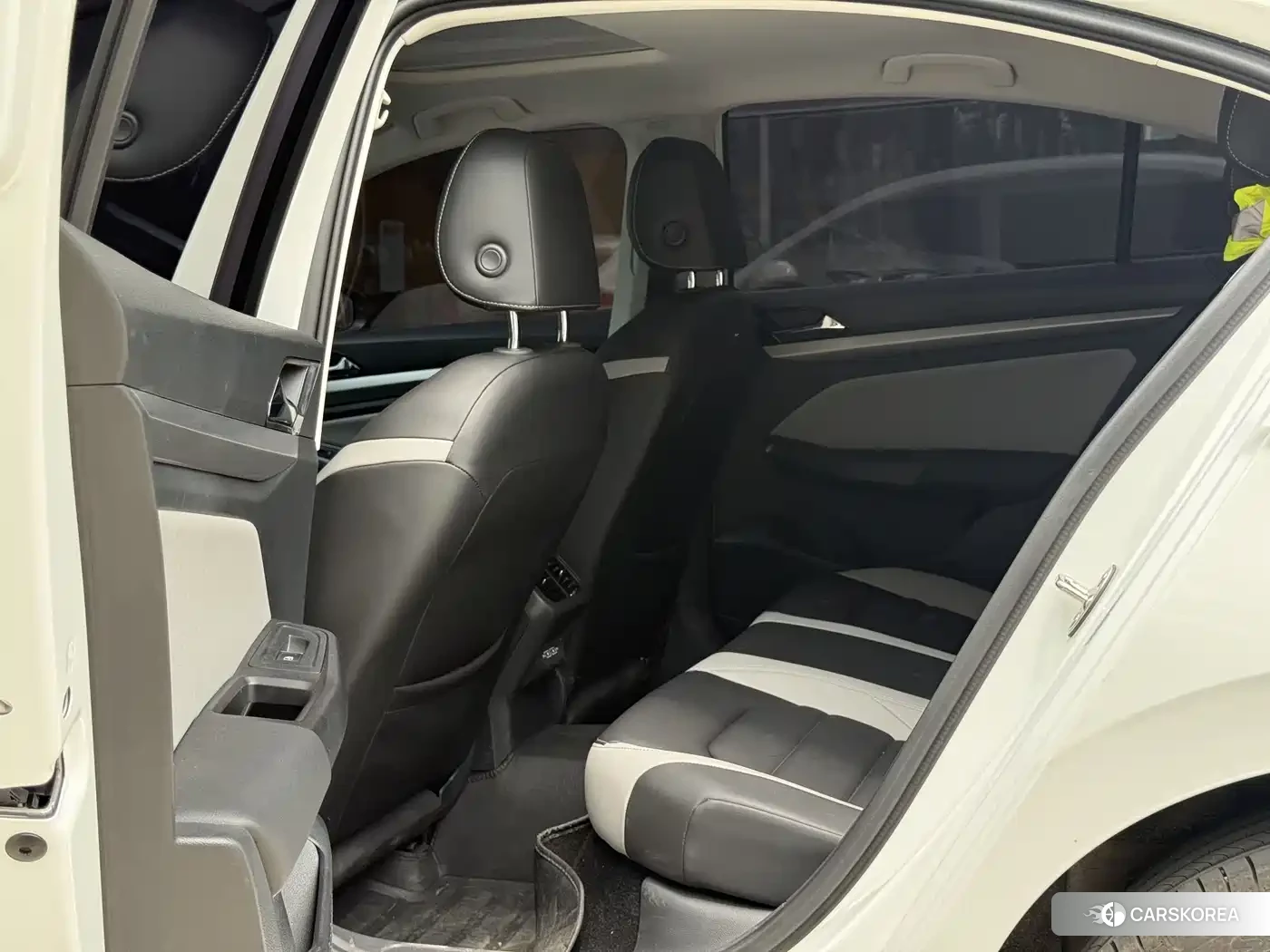 Volkswagen Bora 2025 Белый из Китая, фото 6