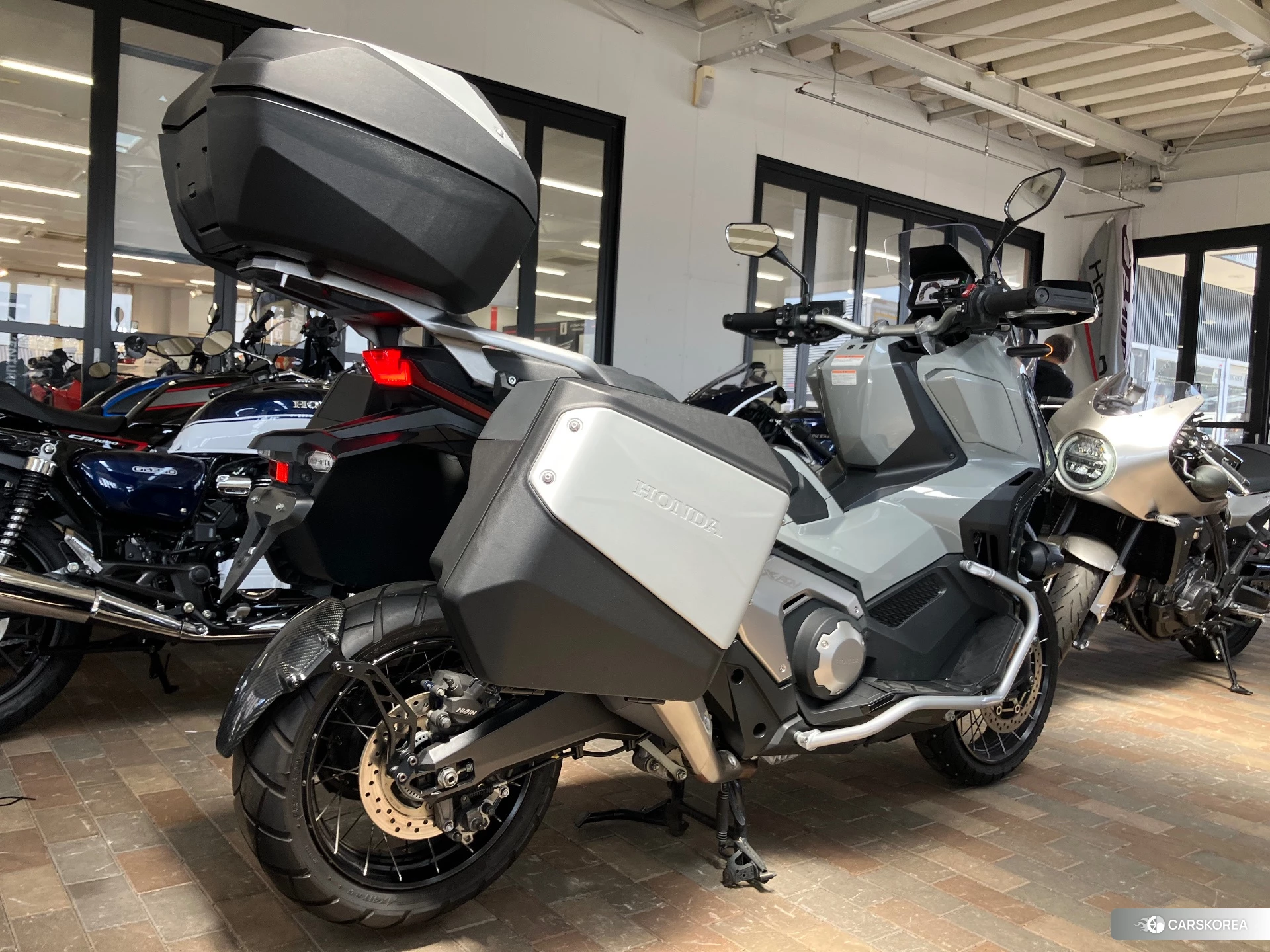 Проданный Honda X-ADV 750 id 4352897 из Японии, фото 6