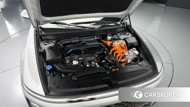 Hyundai Grandeur Hybrid (GN7) id 3838844 из Кореи 16