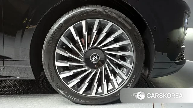 Hyundai Grandeur (GN7) id 3294846 из Кореи 16