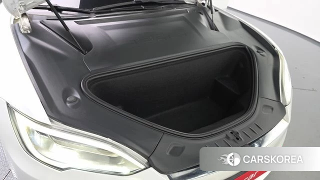 Tesla Model S id 4619721 из Кореи 30