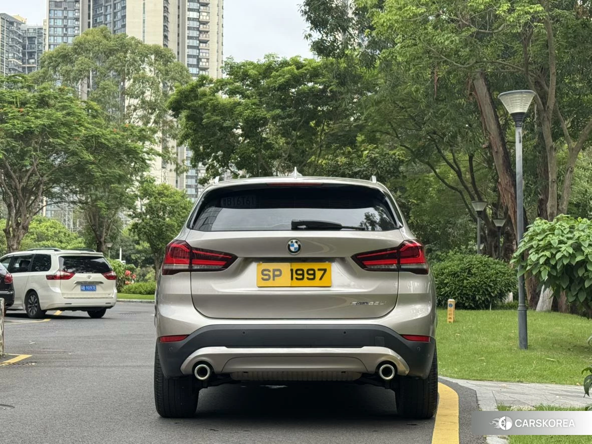 BMW X1 id 4467470 из Китая 8