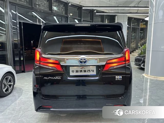 Toyota Elfa id 4235041 из Китая 13