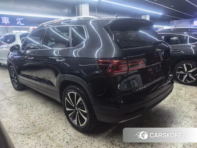 Volkswagen Tuyue id 4313311 из Китая 12