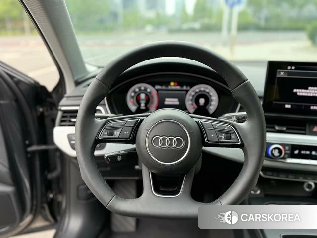 Audi A4L id 4271217 из Китая 14