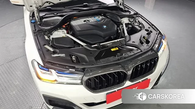 BMW 5 Series (G30) id 3059682 из Кореи 16