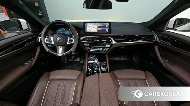 BMW 5 Series (G30) id 4292488 из Кореи 28