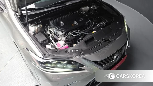 Lexus ES300h 7th generation id 3365593 из Кореи 16