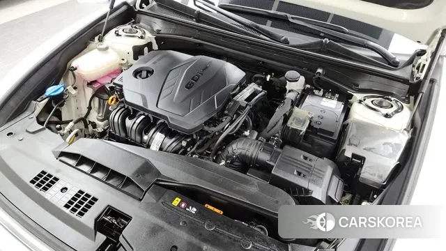 Hyundai Grandeur (GN7) id 3027071 из Кореи 16