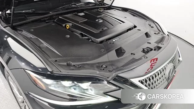 Lexus LS500 5th generation id 3045105 из Кореи 16