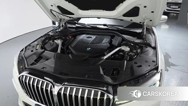 BMW 7 Series (G11) id 3022815 из Кореи 16