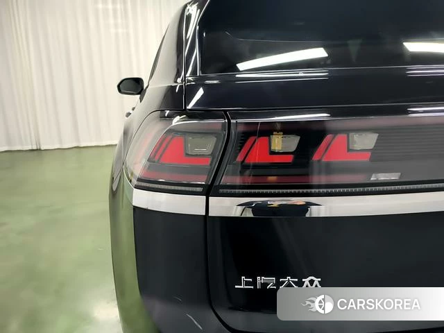 Volkswagen Tourang id 4258384 из Китая 16