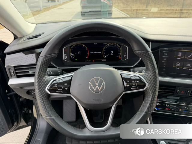 Volkswagen Passat id 4256035 из Китая 20