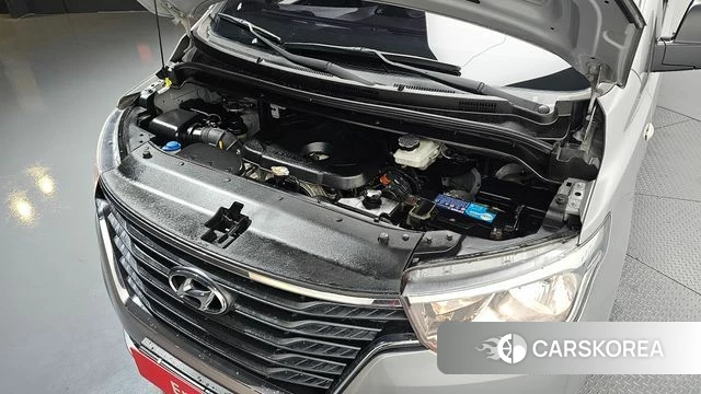 Hyundai The New Grand Starex id 3911841 из Кореи 16