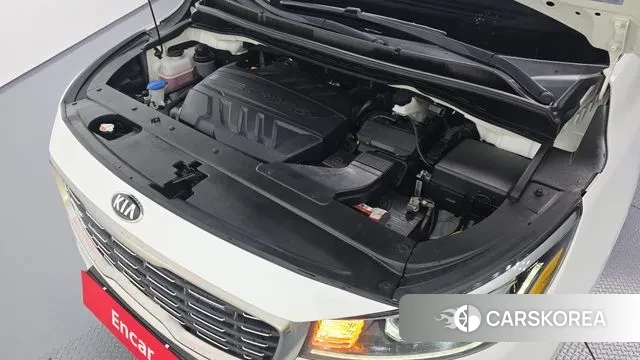 Kia The New Carnival id 3407646 из Кореи 16