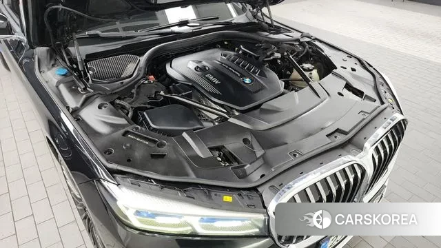 BMW 7 Series (G11) id 3344692 из Кореи 16