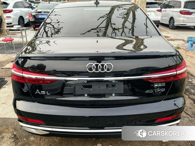Audi A6L id 4259322 из Китая 10