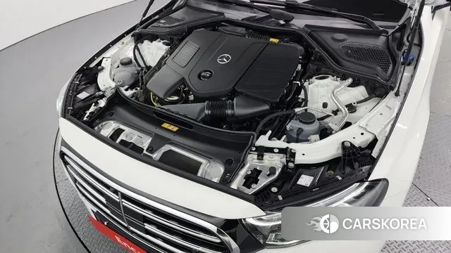 Mercedes-Benz E-Class W214 id 3006797 из Кореи 16