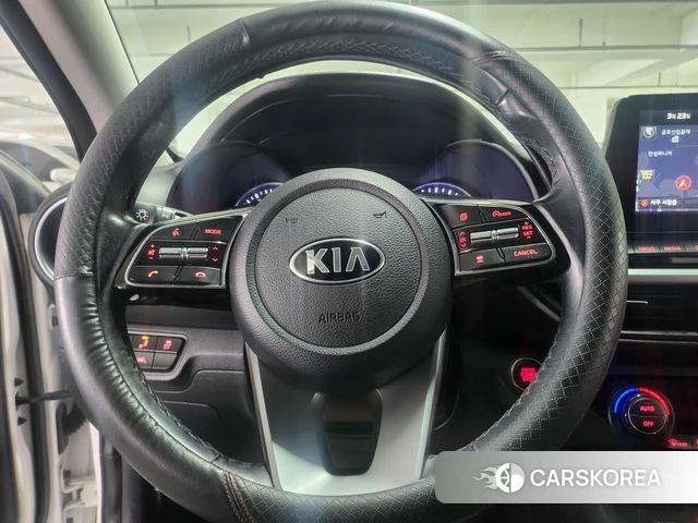 Kia Come New K3 id 4020502 из Кореи 13