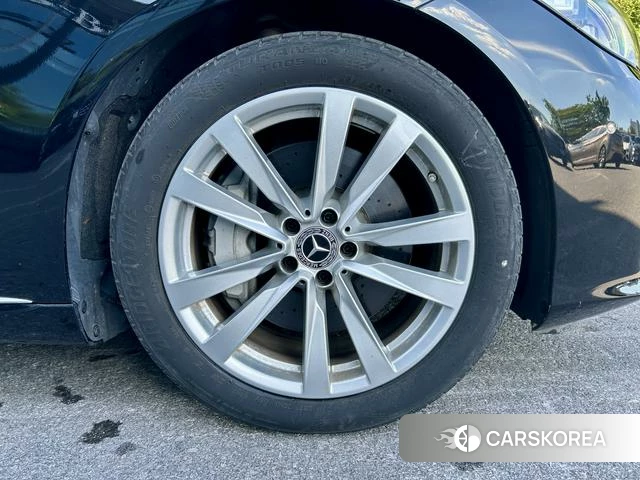 Mercedes-Benz S-class id 4307316 из Китая 8