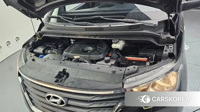 Hyundai The New Grand Starex id 3753453 из Кореи 16