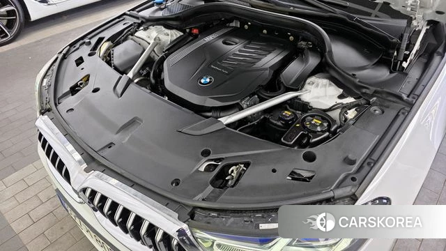 BMW 6 Series GT (G32) id 3812856 из Кореи 16