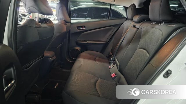 Toyota Prius 4th Generation id 4688450 из Кореи 16