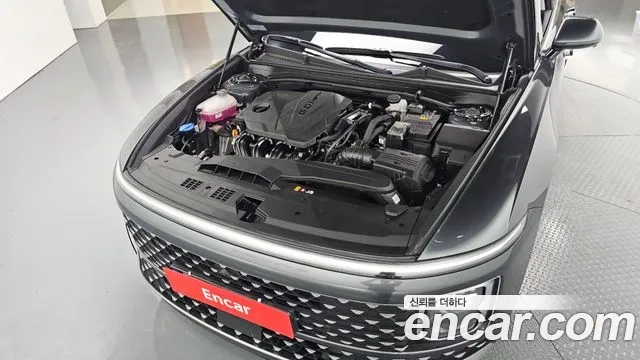 Hyundai Grandeur (GN7) id 2879003 из Кореи 16