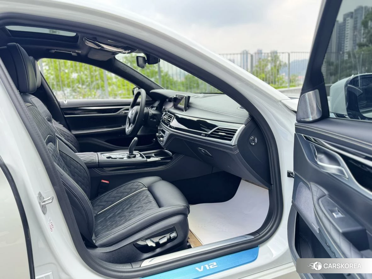 BMW 7 series id 4454687 из Китая 23