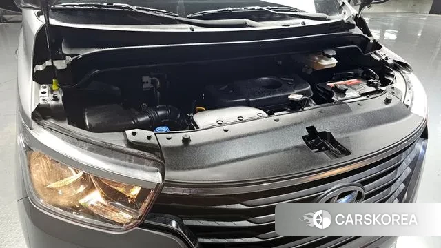 Hyundai The New Grand Starex id 3165564 из Кореи 16