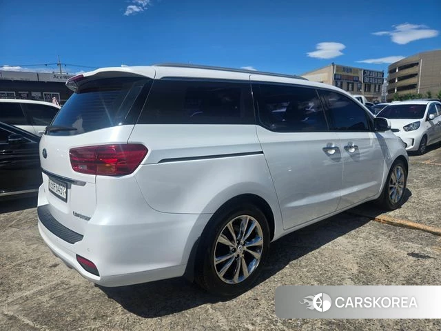 Kia The New Carnival id 4485845 из Кореи 16