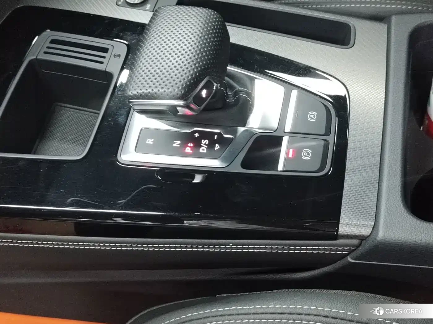 Audi Q5L id 4654630 из Китая 9